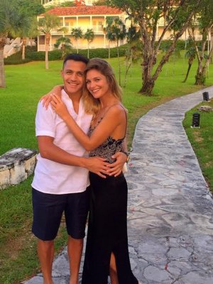 [GALERÍA] Las fotos que confirman el romance entre Mayte y Alexis