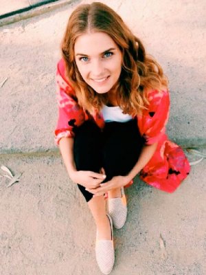 Josefina Montané se luce como animadora en Canal 13