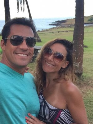 Fran Ayala luce espectacular figura en bikini desde Tahití