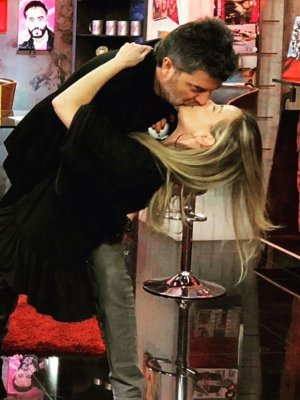 Las parejas de las MILF se tomaron el programa