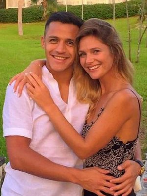 Alexis Sánchez y Mayte Rodríguez terminaron su relación