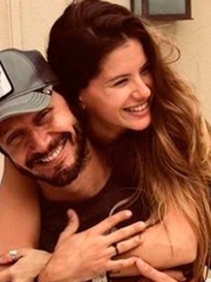 [VIDEO] El dulce cantar de China Suárez en Navidad