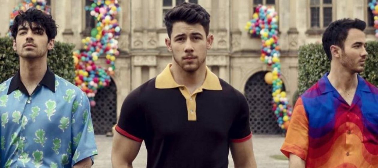 Los Jonas Brothers confiesan quién perdió primero la virginidad