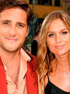 Mayte Rodríguez protagonizó polémica perruna en su regreso desde Cancún