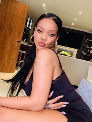 ¿Rihanna está embarazada de su primer hijo?