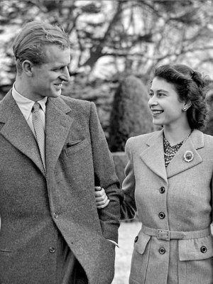 Reina Isabel II y duque de Edimburgo cumplen 72 años de matrimonio