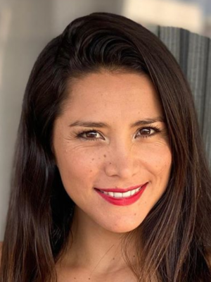 Loreto Aravena se unió a desafío viral y reveló fotografía de su época escolar