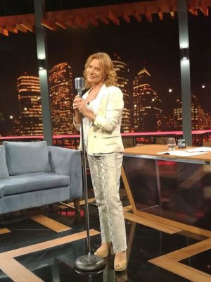 Kathy Salosny en cuarentena: “Estoy teniendo romances virtuales”
