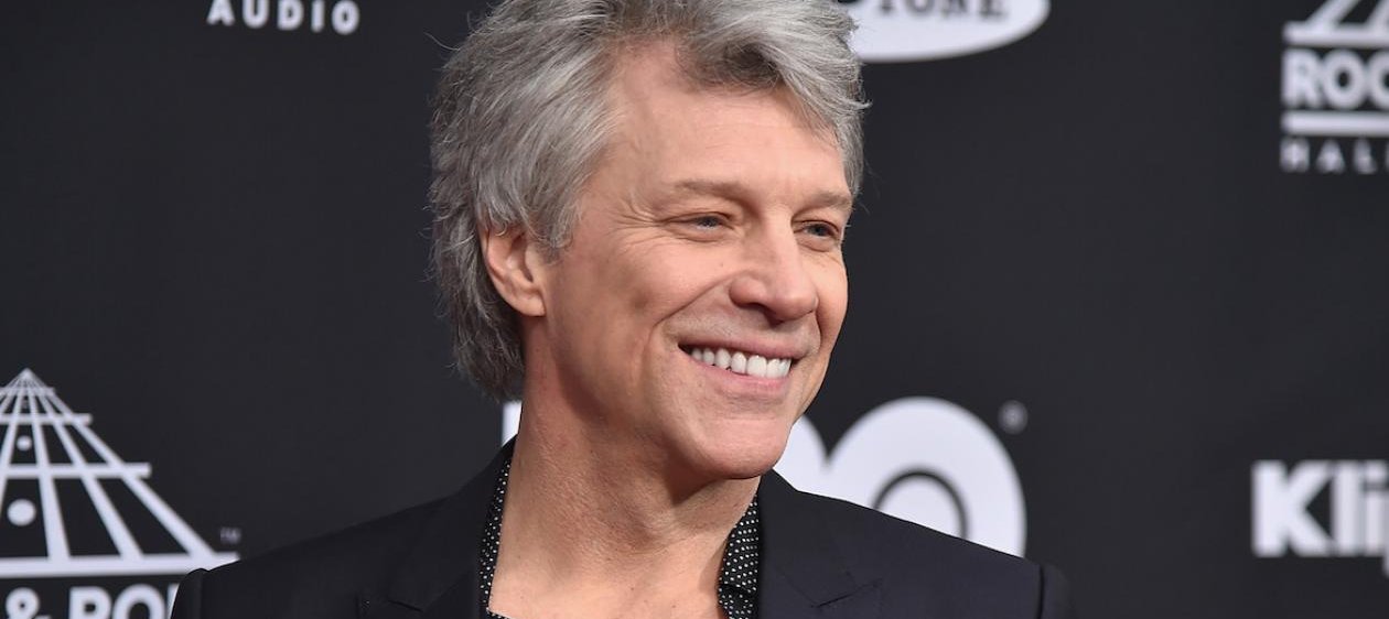 Hijo de Bon Jovi se roba las miradas en Instagram