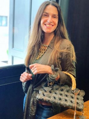 María Gracia Subercaseaux se pone la camiseta por los restaurantes