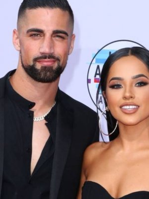 Así celebraron Becky y su novio sus cuatro años de relación