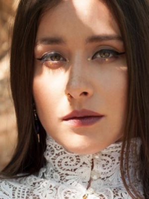 Denise Rosenthal comparte adelanto de su colaboración con Moral Distraída y Los Vásquez