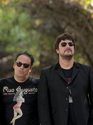 Live in Room: Sé parte del concierto de Los Tres y elige sus canciones