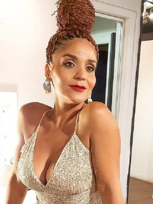 ¡Puro amor propio! Kathy Orellana se la jugó con foto en topless