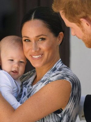 El retrato familiar de los Duques de Sussex tras la polémica entrevista a Oprah El retrato familiar de los Duques de Sussex tras la polémica entrevista a Oprah
