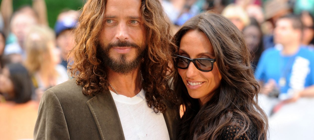 ¡Romántico! Sale a la luz carta de amor de Chris Cornell a su mujer