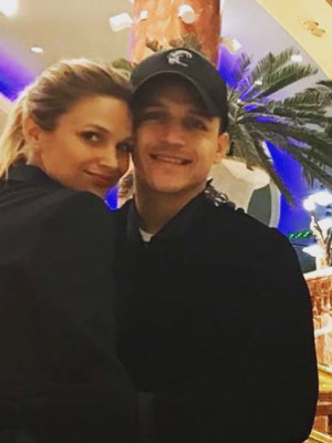 Periodista asegura que Mayte Rodríguez y Alexis Sánchez se reunieron en secreto