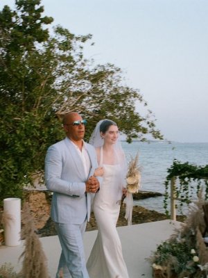 En nombre de su padre: Vin Diesel acompañó al altar a la hija de Paul Walker en su matrimonio
