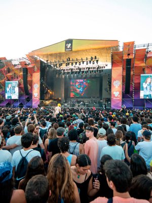 10 años de Lollapalooza Chile: Las curiosas historias de los artistas fuera del escenario