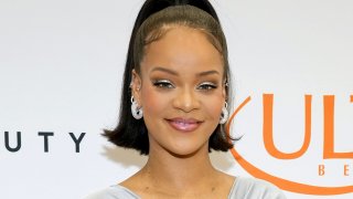 Rihanna luce su espectacular figura de embarazada en nueva edición de Vogue