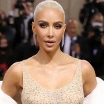 Dueño de vestido de Marilyn Monroe acusa a Kim Kardashian de estropear el diseño