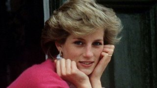 25 años de la muerte de Diana de Gales: 5 de sus vestidos que hicieron historia