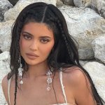 Kylie Jenner sorprende con nuevas fotografías de su hijo menor