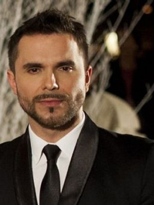 Álvaro Ballero se despidió de Canal 13 con emotivo mensaje de agradecimiento