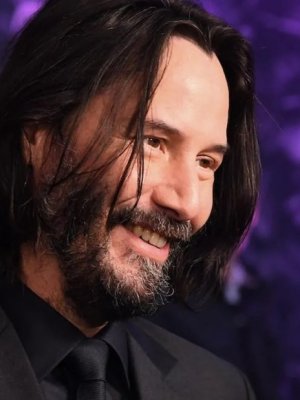 Así de esforzado y estiloso es el espíritu navideño de Keanu Reeves