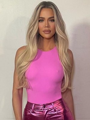 Khloé Kardashian comparte nuevas fotografías junto a su hijo menor