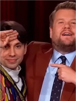 James Corden deseó suerte a Fabrizio Copano para el debut de 