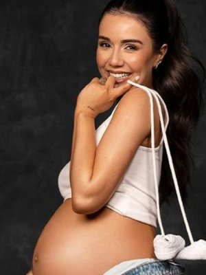 Steffi Méndez anunció avanzado embarazo: 
