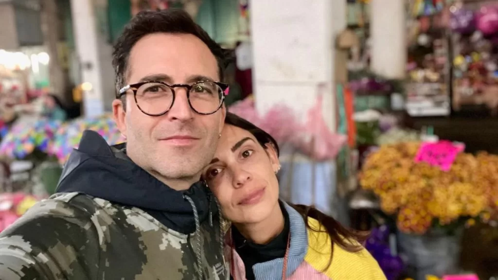 Nicolás Poblete junto a su nueva pareja