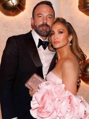 Jennifer Lopez visitó a Ben Affleck en su cumpleaños: Sólo estuvo 30 minutos