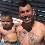 Hijo de Gary Medel y Cristina Morales fue operado: "Te amo mi guerrero"