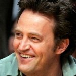 Jennifer Aniston y la madre de Matthew Perry recordaron al actor en su aniversario de muerte