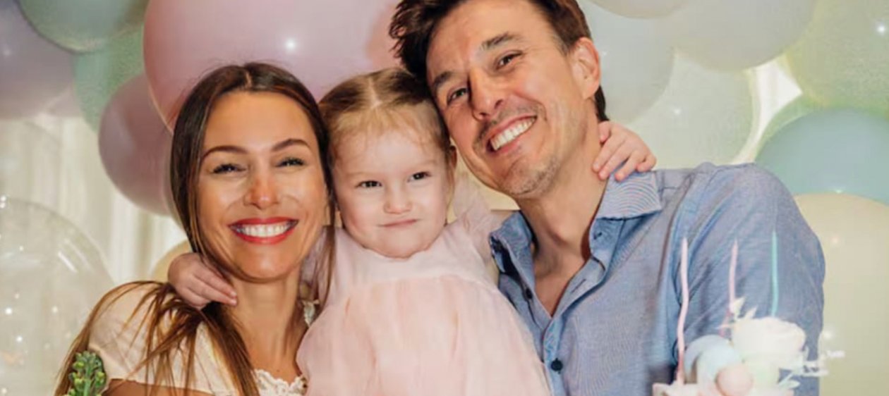 Pampita y Roberto García Moritán coincidieron en evento escolar de su hija