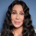 Cher volverá a la música tras ser motivada por su novio