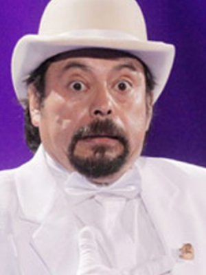 Acusan a Bombo Fica de “anormal” por su opinión sobre George Harris