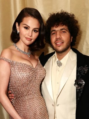 Se especula infidelidad de Benny Blanco a Selena Gómez ¡Estas son las pistas!