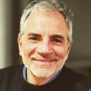 ¡Será animador! Álvaro Rudolphy asume desafío en Canal 13
