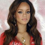 Rihanna celebra el 20° aniversario de su icónica carrera
