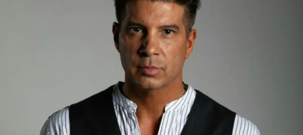 Mario Velasco inició un romance y compartió foto con su pareja