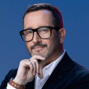 Eduardo Fuentes reveló resultado de la biopsia del carcinoma extirpado en su ojo: 
