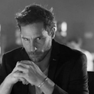 Gonzalo Valenzuela se defiende de críticas y desmiente rumores de separación: “Basta de hablar huevadas”