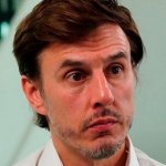 Ex marido de Pampita comparte primera foto con su nueva pareja