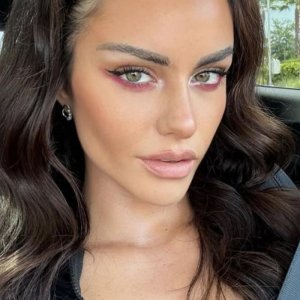 Emilia Dides mostró el lujoso regalo que se hizo por su cumpleaños