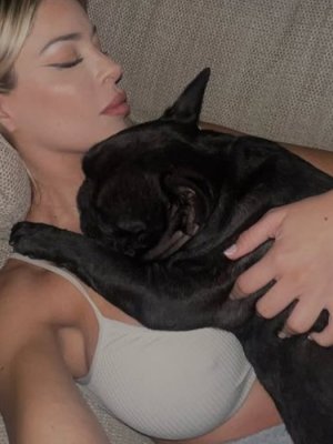 Oriana Marzoli se despidió de su perrito: 