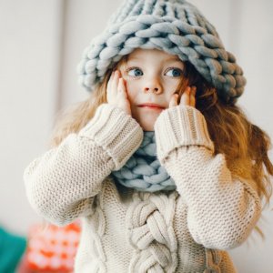 Cómo abrigar a tu hijo en invierno sin errores: La clave está en el método de las capas
