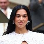Dua Lipa, Cardi B y Karol G deslumbran en el desfile de Schiaparelli: Los mejores looks de la Alta Costura en París